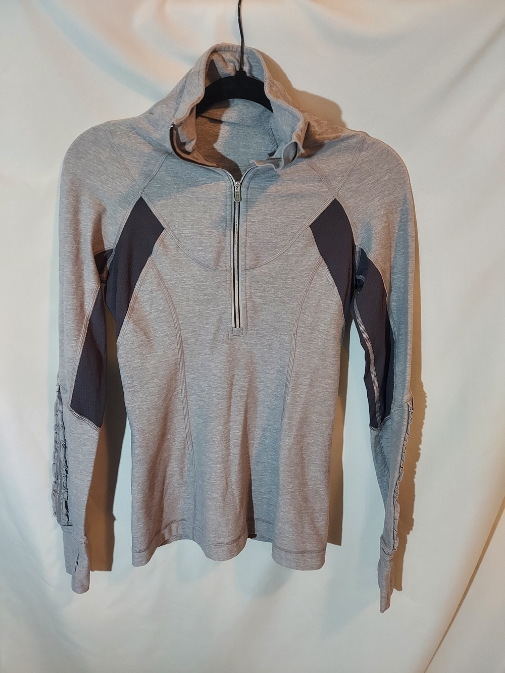 Lululemon Run: Your Heart Out Pullover Half-Zip Gray Black Size 4